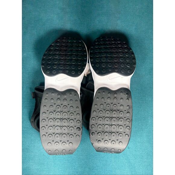 Nike Air Max Sol Sandal Black White Men’s US 10 Women’s US 11 DD9973-001 New